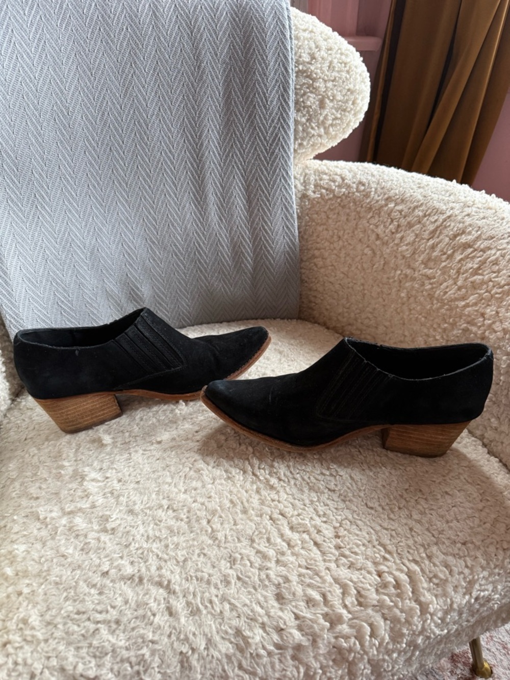 Jeffrey Campbell Black Suede Pointed Ankle Booties - Picture 5 of 7